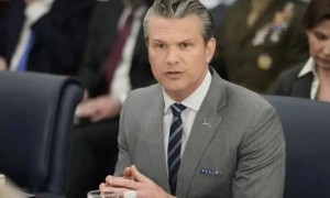 解放军一句话，让美国算盘全部落空，美防长憋了一肚子气回国