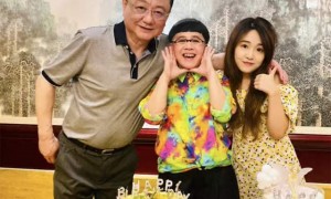 金龟子女儿二胎流产，泪洒直播间却没遭同情，疑频繁直播劳累导致