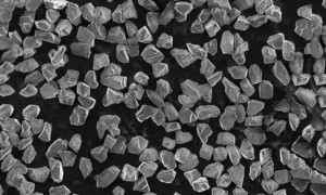 反击美国芯片霸权，河南小县城开出关键一枪！